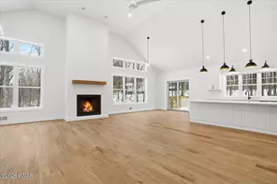 106 Beach Rd, Milford, PA 18337 - Photo 8