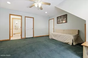 1085 Dewberry Dr, Hawley, PA 18428 - Photo 42