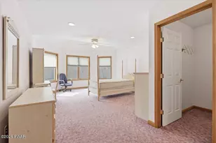 1085 Dewberry Dr, Hawley, PA 18428 - Photo 32