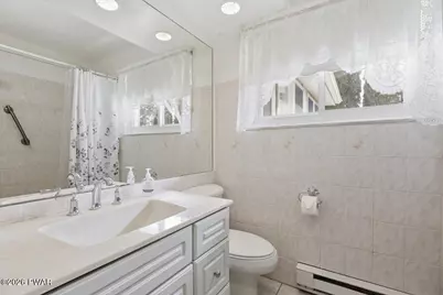 300 Marion Street, Moscow, PA 18444 - Photo 36