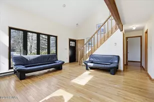 2722 Pebble Ct, Lake Ariel, PA 18436 - Photo 74