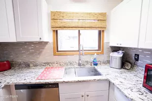 2 Roamingwood Rd, Lake Ariel, PA 18436 - Photo 24