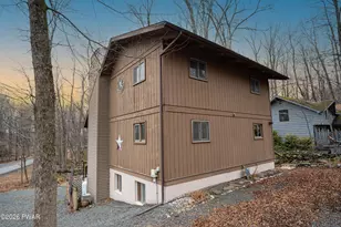 2 Roamingwood Rd, Lake Ariel, PA 18436 - Photo 50