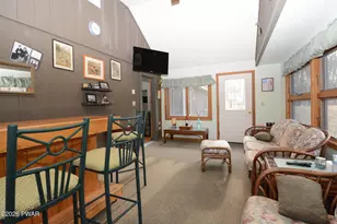 104 Hickory Ln, Greentown, PA 18426 - Photo 16