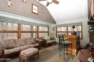 104 Hickory Ln, Greentown, PA 18426 - Photo 14