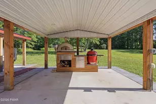 144 Crosstown Hwy, Union Dale, PA 18470 - Photo 18