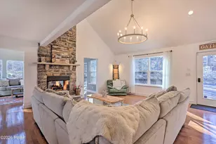 110 Owl Ct, Lackawaxen, PA 18435 - Photo 18