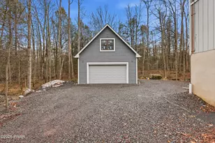 115 Hidden Lake Dr, Lake Ariel, PA 18436 - Photo 8