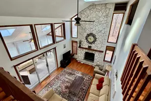 811 Paddock Ct, Lords Valley, PA 18428 - Photo 8