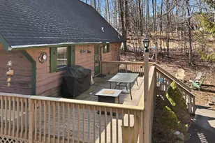 140 Timber Ridge Cir, Greentown, PA 18426 - Photo 4