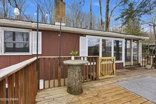 221 W Shore Dr, Hawley, PA 18428 - Photo 20