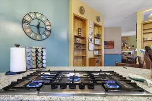 1177 Dewberry Dr, Hawley, PA 18428 - Photo 42