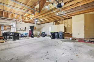 1177 Dewberry Dr, Hawley, PA 18428 - Photo 26