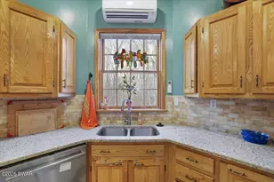 1177 Dewberry Dr, Hawley, PA 18428 - Photo 40