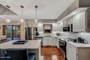 30 Tanglewood Ln, Lake Ariel, PA 18436 - Photo 12