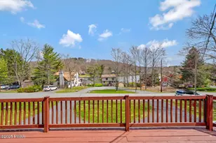 30 Tanglewood Ln, Lake Ariel, PA 18436 - Photo 2