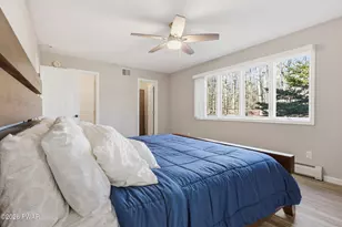 1197 Dewberry Dr, Hawley, PA 18428 - Photo 18
