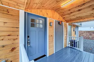 137 Marina Wy, Greentown, PA 18426 - Photo 10