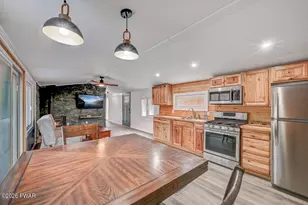 137 Marina Wy, Greentown, PA 18426 - Photo 20