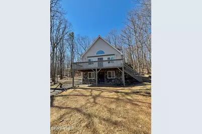 106 Keystone Court, Dingmans Ferry, PA 18328 - Photo 2