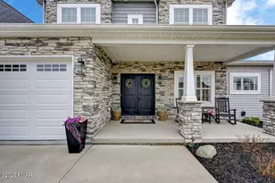 119 Osprey Ln, Archbald, PA 18403 - Photo 4