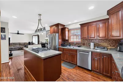 6293 Decker Road, Bushkill, PA 18324 - Photo 8