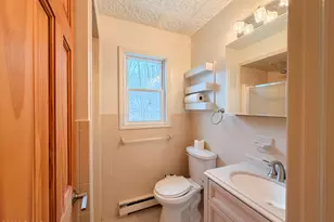 811 Hickory Ct, Lords Valley, PA 18428 - Photo 18