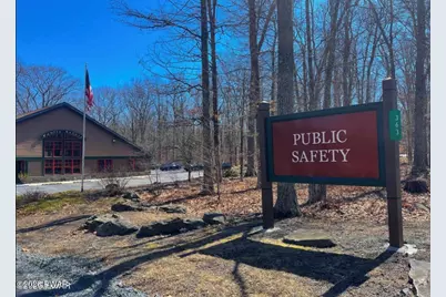 811 Hickory Court, Lords Valley, PA 18428 - Photo 42