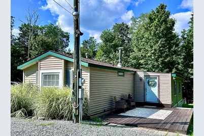 155 Hilltop Circle, Greentown, PA 18426 - Photo 4