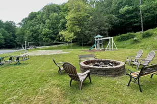 155 Hilltop Cir, Greentown, PA 18426 - Photo 24