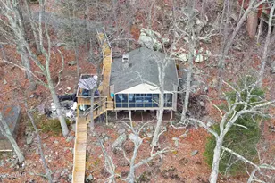 62 E Lakeside Dr, Lakeville, PA 18438 - Photo 14