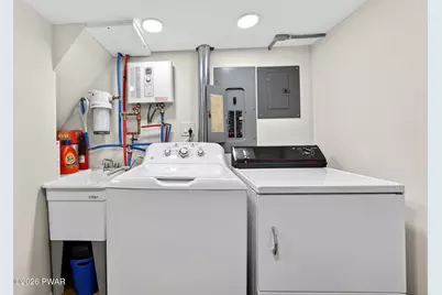 62 E Lakeside Drive, Lakeville, PA 18438 - Photo 28