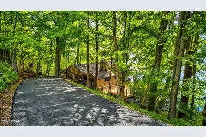 62 E Lakeside Drive, Lakeville, PA 18438 - Photo 6