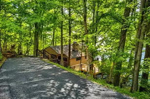 62 E Lakeside Dr, Lakeville, PA 18438 - Photo 6
