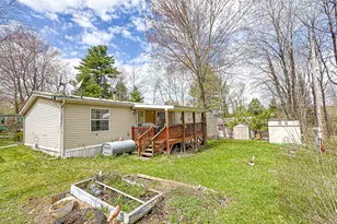 23 Oak Ln, Equinunk, PA 18417 - Photo 8
