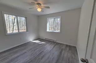 805 Pastern Ct, Hawley, PA 18428 - Photo 14