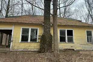 5026 Hancock, Equinunk, PA 18417 - Photo 8