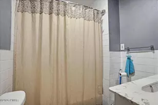 220 Ferdinand St, Scranton, PA 18508 - Photo 22