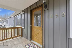 1068 Indian Dr, Lake Ariel, PA 18436 - Photo 4