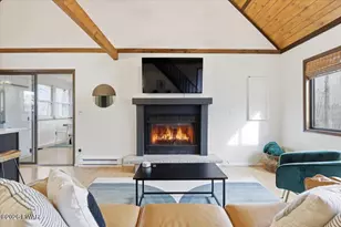 1068 Indian Dr, Lake Ariel, PA 18436 - Photo 6