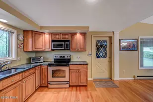 809 Blackbirch Ct, Lords Valley, PA 18428 - Photo 30