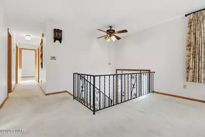 69 Skyline Drive, Covington Township, PA 18424 - Photo 8