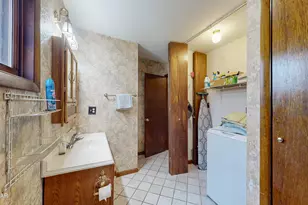 214 Lower Lakeview Dr, Hawley, PA 18428 - Photo 14