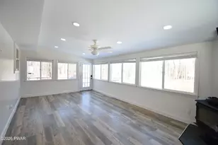 2224 White Tail Ct, Stroudsburg, PA 18360 - Photo 12