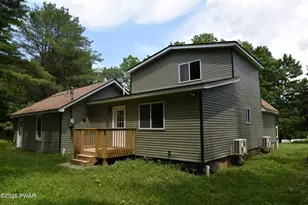 108 Stag Ct, Bushkill, PA 18324 - Photo 8