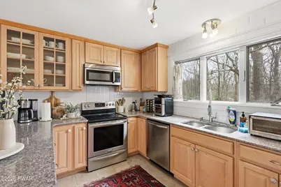 112 Hawk View Drive, Milford, PA 18337 - Photo 8