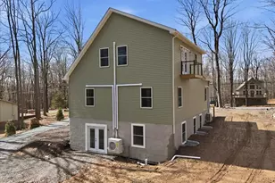 131 Sunset Dr, Greentown, PA 18426 - Photo 82