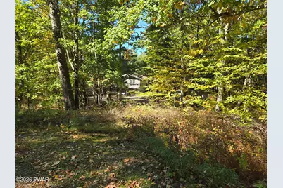 802 Clydesdale Court, Lords Valley, PA 18428 - Photo 2