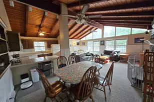 802 Clydesdale Ct, Lords Valley, PA 18428 - Photo 16