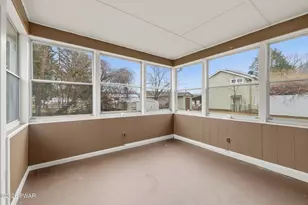 906 Avenue I, Matamoras, PA 18336 - Photo 34